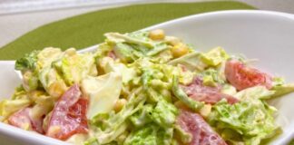 Смачний салат із пекінською капустою