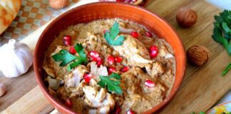 Як приготувати сациві з домашньої курки: грузинський рецепт