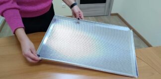 Експерти назвали народний засіб для очищення посуду