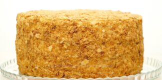 Секрети приготування дуже смачного і ніжного торта Наполеон