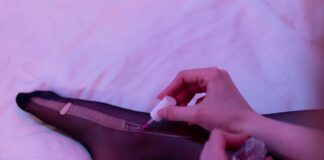 Експерти назвали унікальні лайфхаки з капроновими колготами