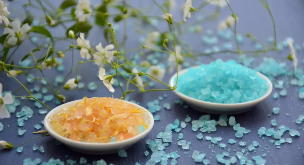 У коридорі ставлю стаканчик з сіллю: гості дивувалися, а потім почали повторювати за мною. Ефект дивовижний 