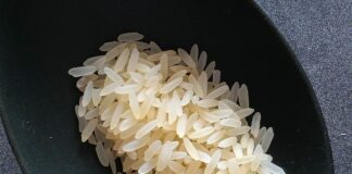 Господині розповіли, як правильно варити розсипчастий рис 