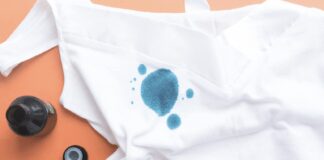 Як прибрати з одягу плями від зеленки 