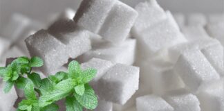 Кондитер розповів, як приготувати вдома посипку — м'ятний цукор
