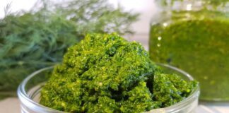 Як зробити універсальну заправку до страв: рецепт від шеф-кухаря