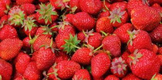 Найкращі десерти із полуницею: поради 