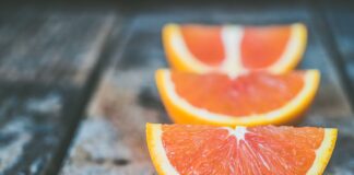 Садівники назвали найдієвіше цитрусове підживлення для рослин