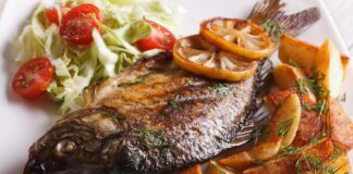 Як приготувати карася в духовці