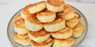 Господині розповіли, що зробити, щоб оладки не вбирали зайву олію