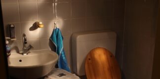 Експерти розповіли, як без витрат відмити унітаз до блиску