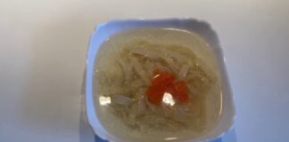 Кулінар розповів, як приготувати бульйон без пінки