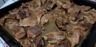 Кухар розповів, як запекти м'ясо у духовці аби нагадувало шашлик