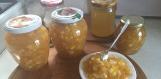 Кухар поділився рецептом лимонного варення на основі кабачків