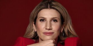 Аніта Луценко розповіла, чим вона займалася під час 21-денного мовчання у тайському храмі