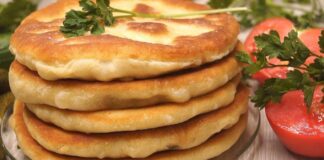 Розповідаю, як всього лише за 3 хвилини приготувати кефірні коржі