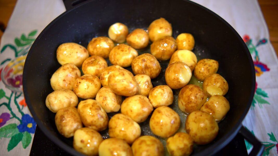 Чудовий рецепт приготування молодої картоплі