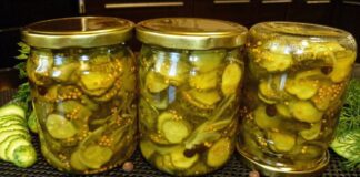 Ділюсь рецептом хрустких огірочків, які підійдуть також для бургерів та салатів