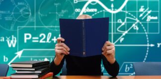 Експерти розповіли, коли почнеться навчальний рік у школах України