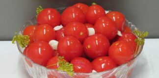 Кулінари поділилися рецептом квашених помідорів швидкого приготування