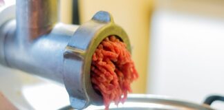 Експерти розповіли, як швидко наточити ніж м'ясорубки