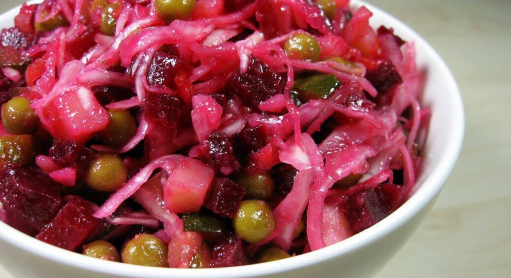 Роблю на буряку та моркві по 3 надрізи – і вони варяться у 3 рази швидше: роблю вінегрет за 30 хвилин 