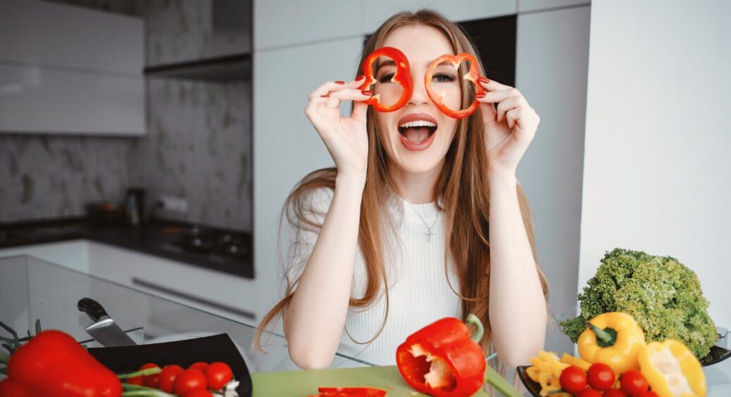 7 продуктів, якими можна замінити м’ясо: ваш організм “заспіває” від щастя, а талія стане тоншою. Спробуйте 