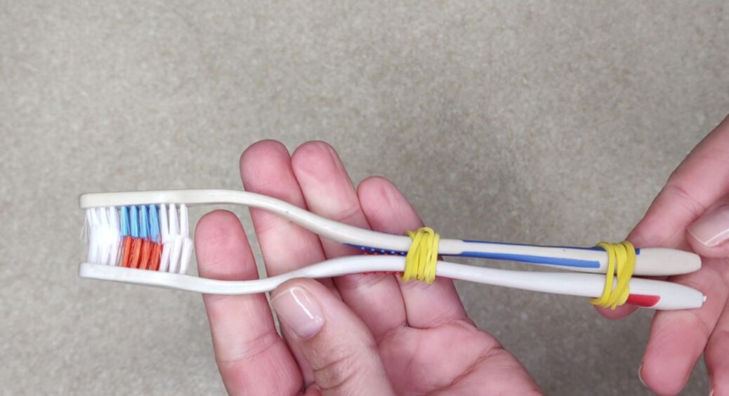 Свекруха побачила, що палю зубну щітку і хотіла вже санітарів викликати: тепер робить так само 