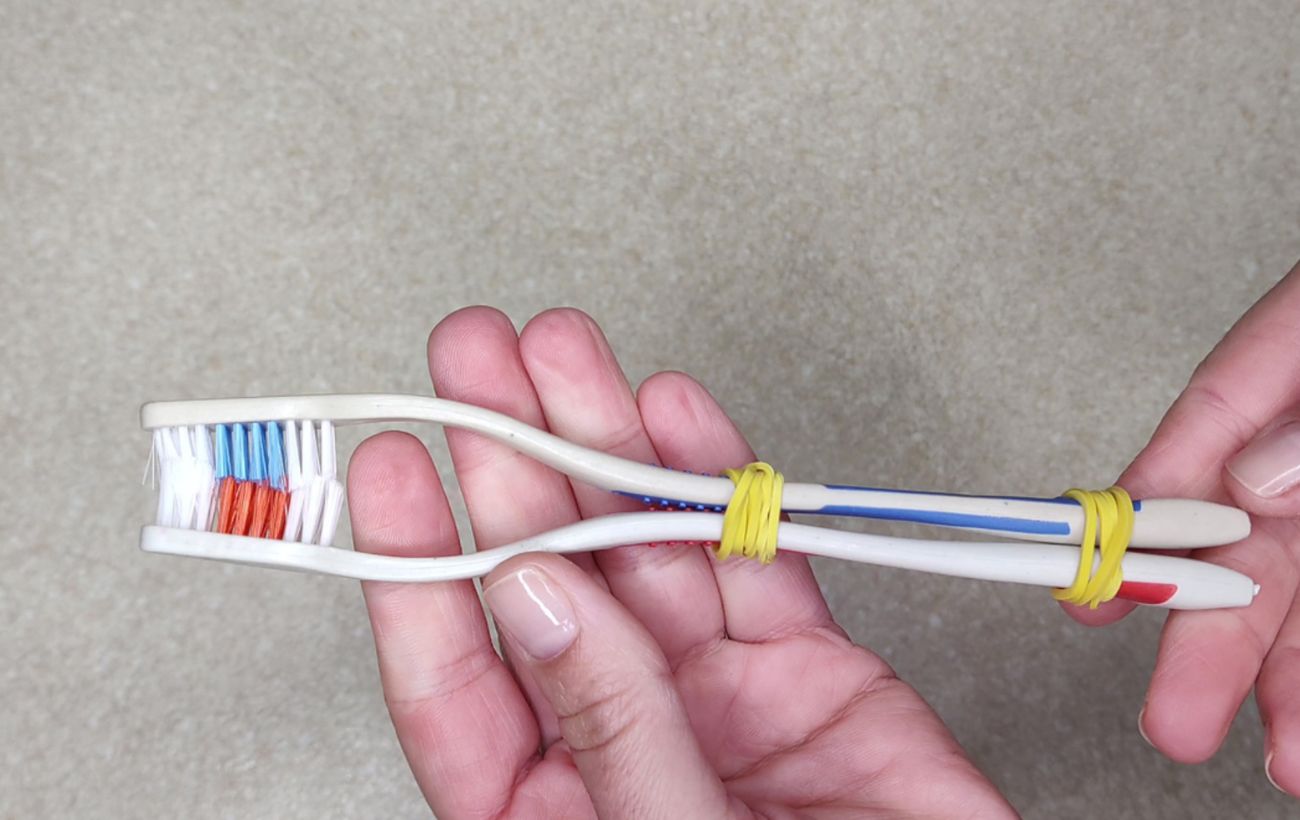 Експерти розповіли, як використовувати старі зубні щітки в побуті