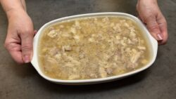 Кулінари розповіли, як звичайний лимон допоможе приготувати прозорий і смачний холодець 