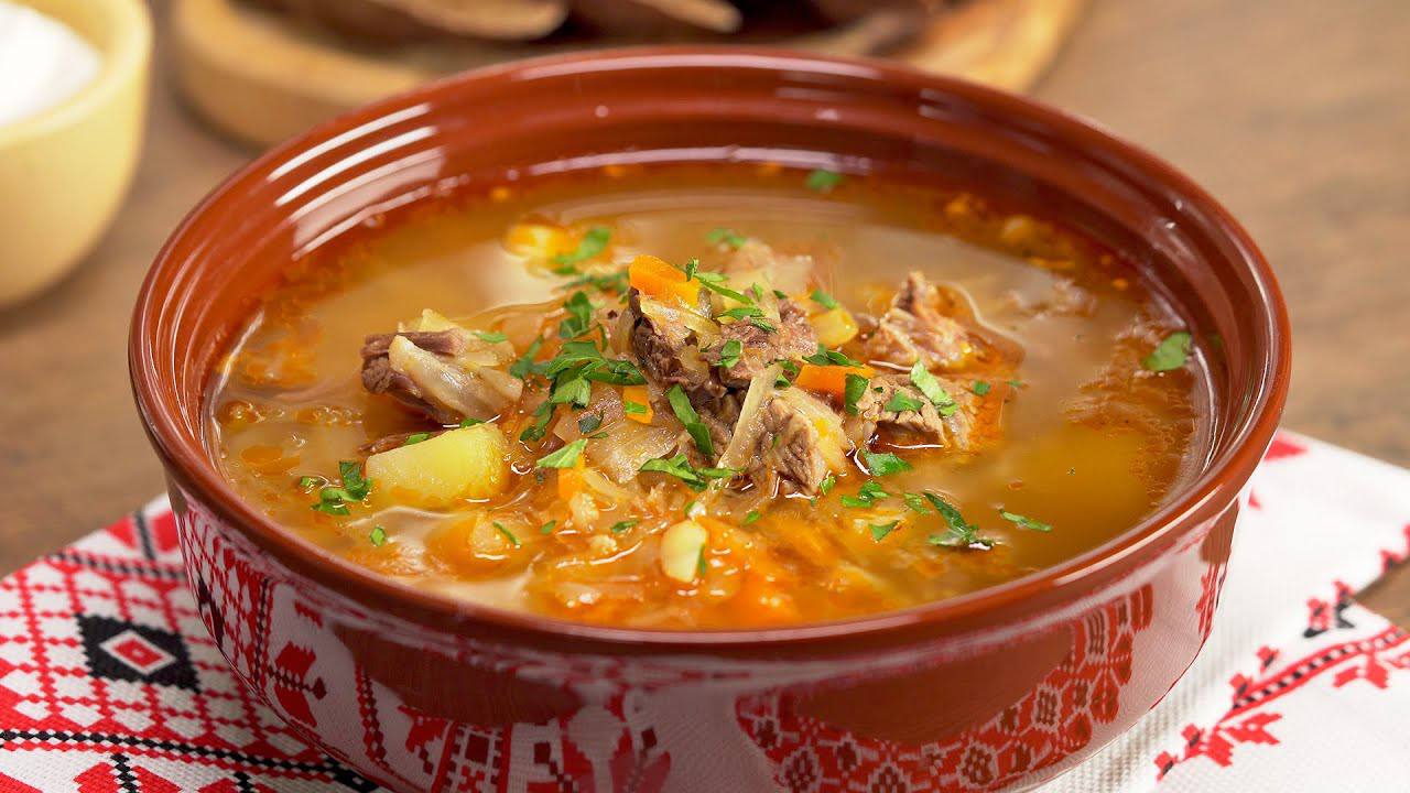 Кулінари поділилися хитрощами, які допоможуть приготувати ідеальний щі