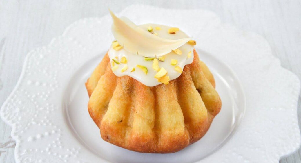 У магазині таку не купити: як приготувати ароматну ромову бабу. Цей смаколик розмітають за 5 хвилин 