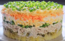 Як зібрати салат шарами без кулінарного кільця 