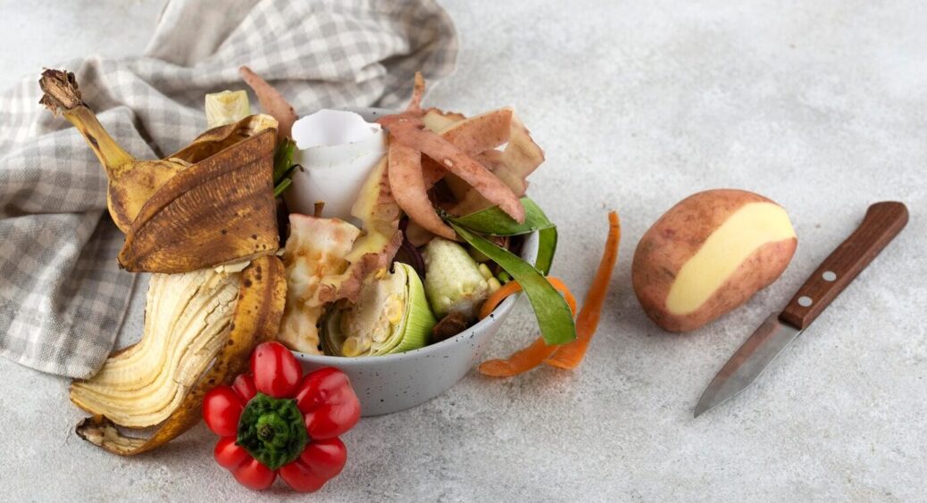 Кума показала, як зробити рідкі добрива з овочевого відвару: тепер у мене працюють навіть кухонні залишки 