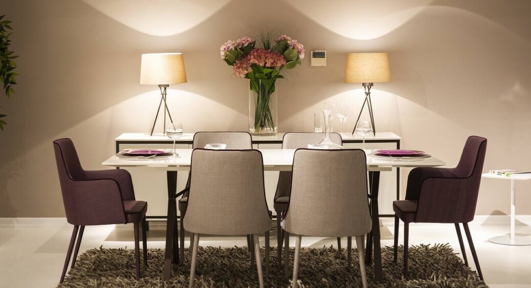 Всього лише 1 “штучка” – і ваш килим буде таким чистеньким, що навіть шкода буде по ньому ходити 