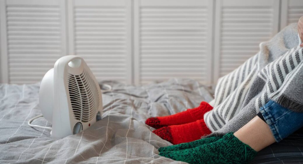 Коли вимикають опалення, я ставлю в кімнаті 1 “штучку” – і одразу стає тепло: +2-3 градуси до температури 