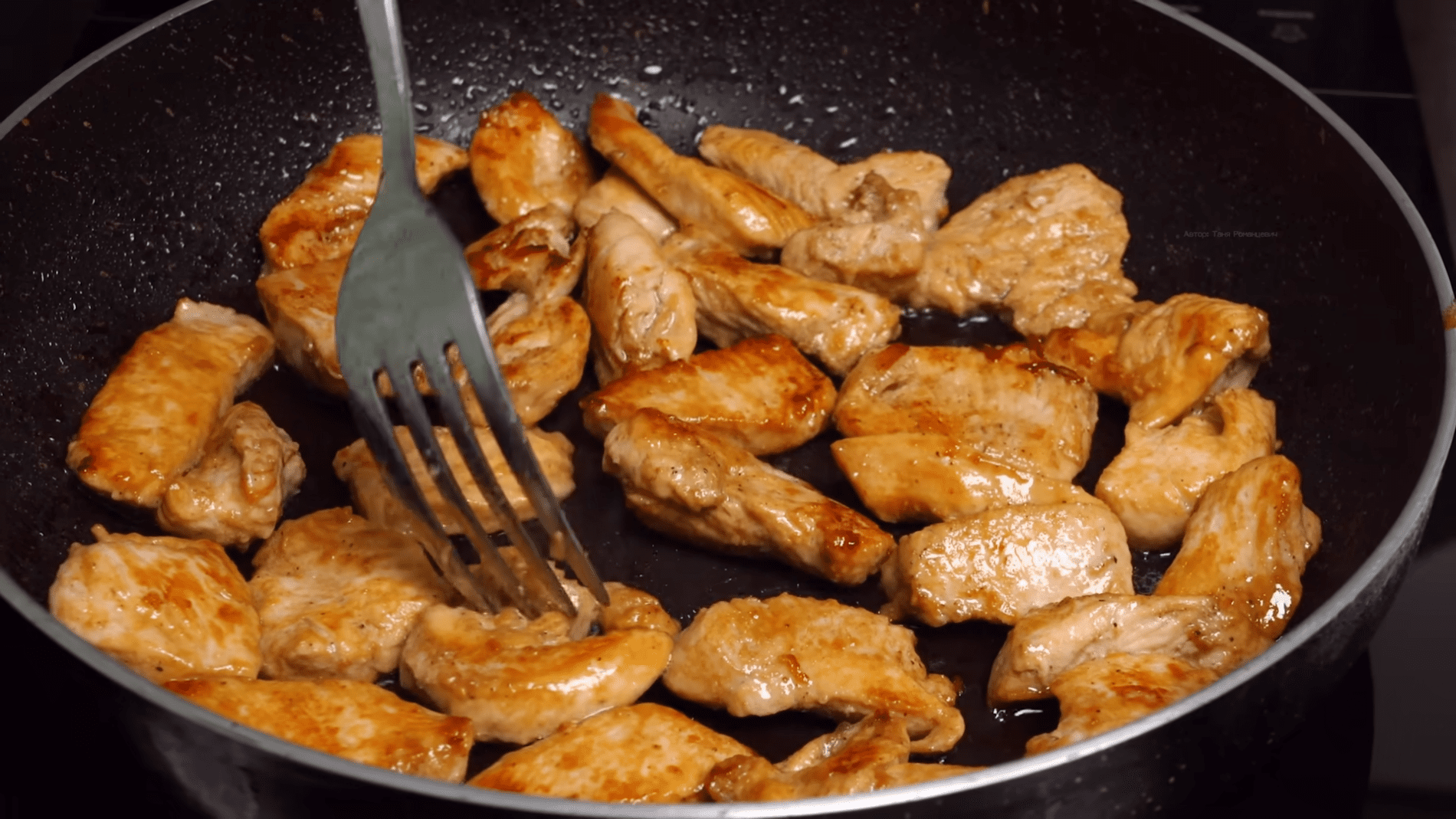 Кулінари розповіли рецепт приготування курки з цитрусовими