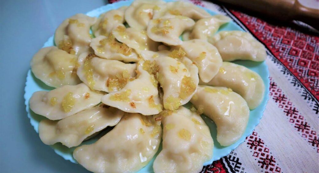 Вареники “Преміум” з курячою печінкою: увесь секрет, звичайно ж, у тісті – виходять ніжні і не розварюються 