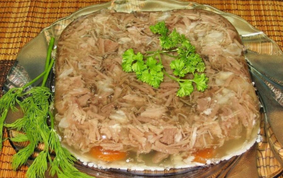 Які продукти не додають у холодець