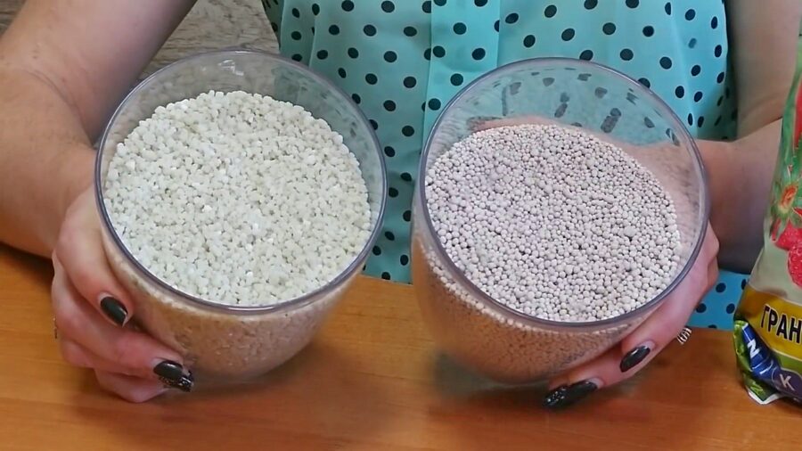 Садівники розповіли, чи можна змішувати різні види добрив