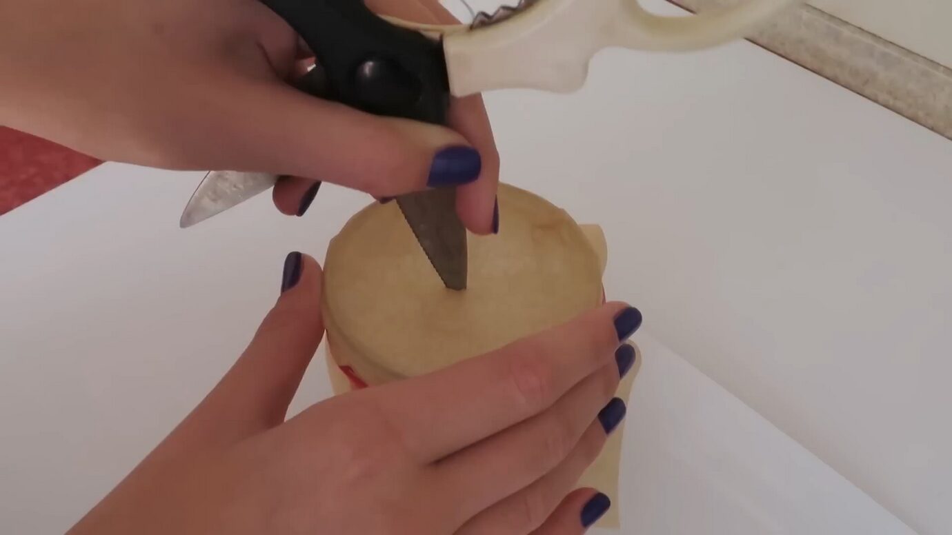 Господині розкрили простий, але ефективний засіб проти мушок на кухні