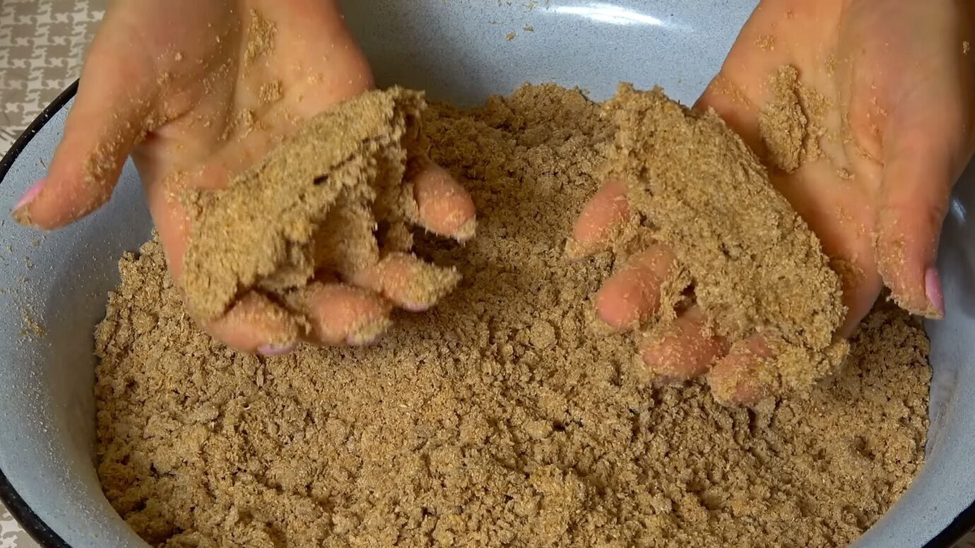 Фермери пояснили, чим підживлювати картоплю під час посадки для гарного врожаю