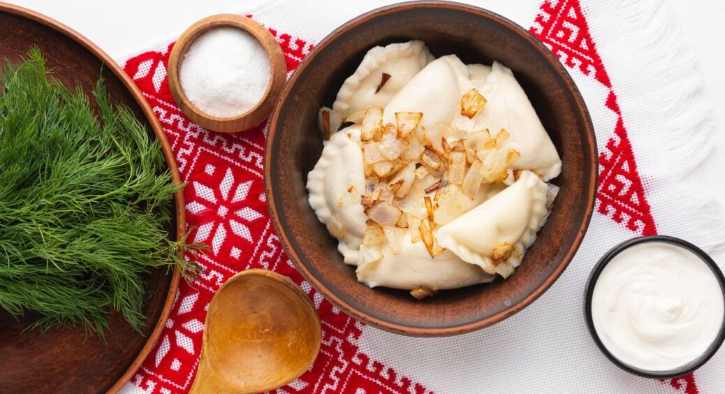 Думала, що кухар в ресторані жартує, а ні! Вареники з різною начинкою треба варити різну кількість часу! 