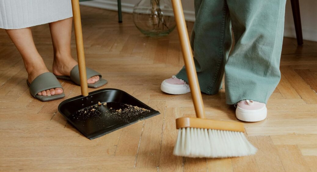 Гості помічають це одразу: 4 дрібниці в квартирі, які видають “господиню-замухришку” навіть якщо прибрано 