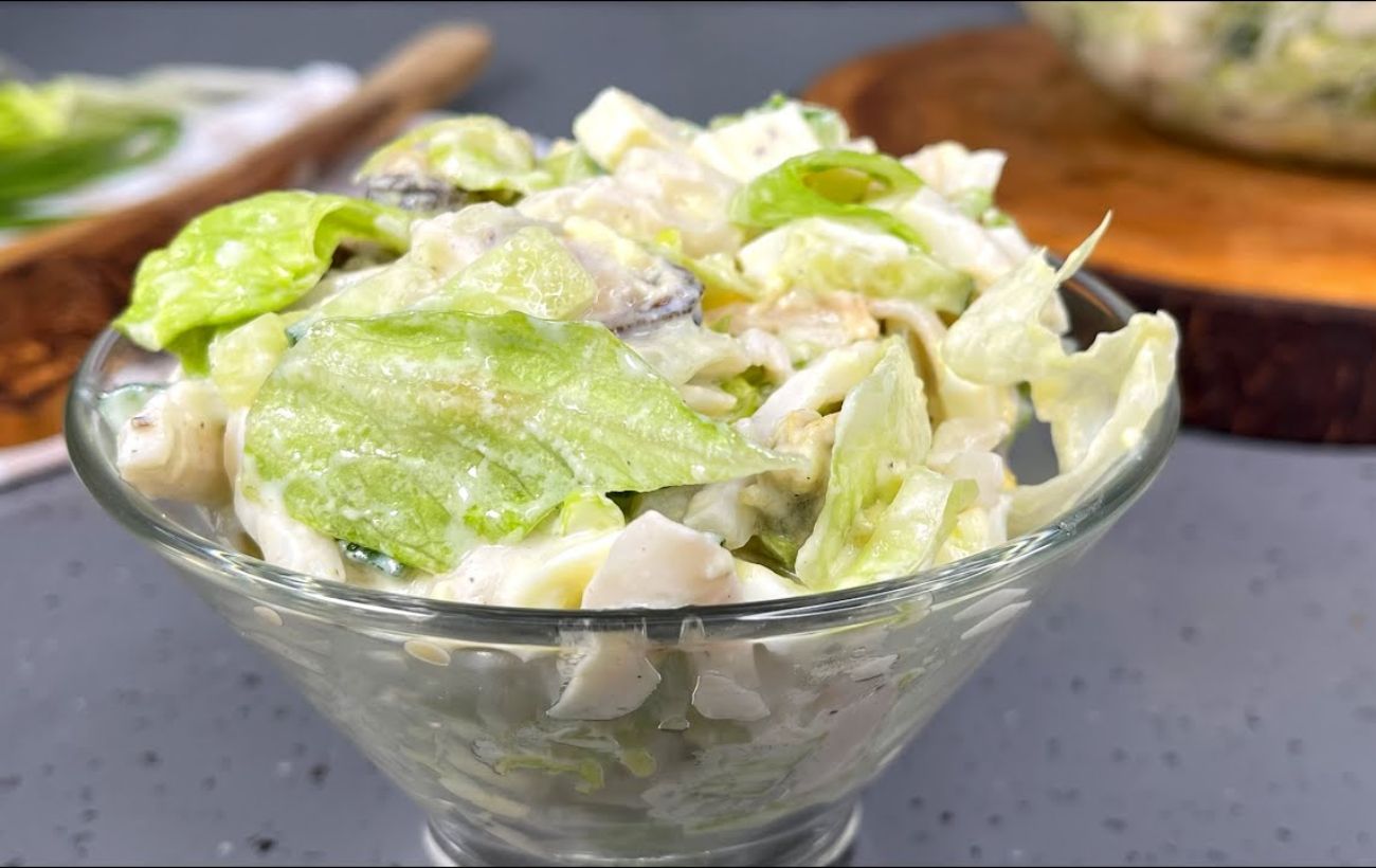 Як приготувати салат із ніжною куркою