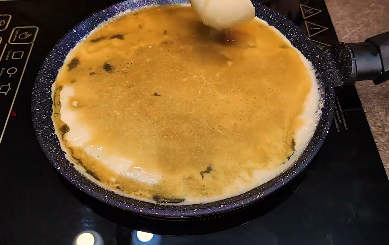 Кулінари розповіли, як приготувати смачний салат із корейською морквою, куркою та капустою