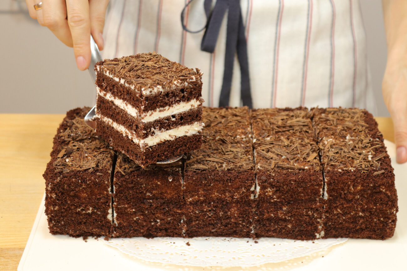 Як приготувати смачний торт на кефірі