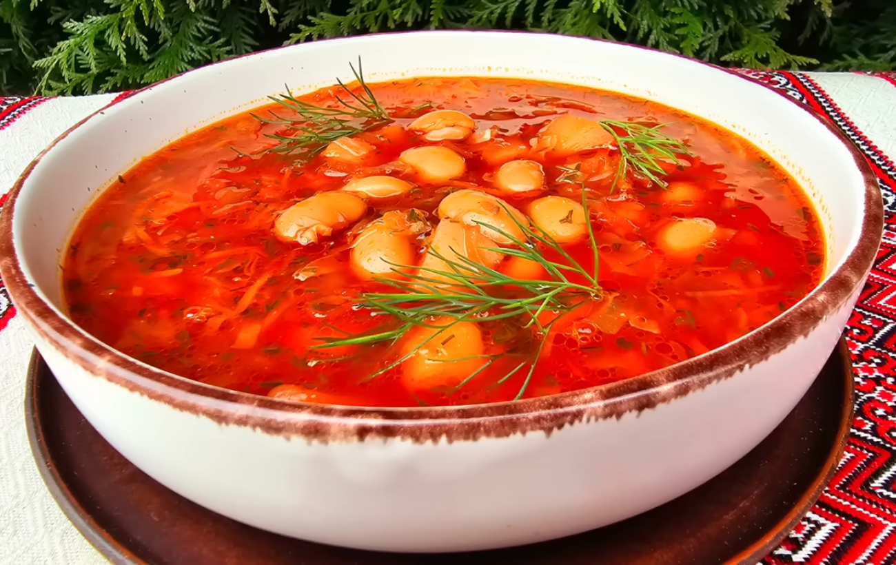 Кулінари розповіли, як приготувати пісний борщ