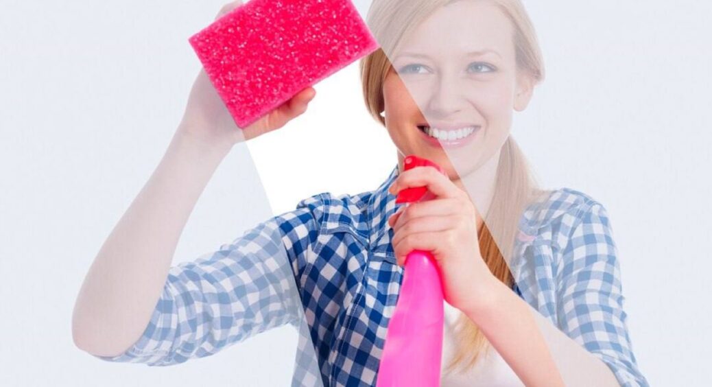 Мама порадила не тримати кухонні губки біля раковини довше 2-х днів: в чому криється “вся сіль”? 