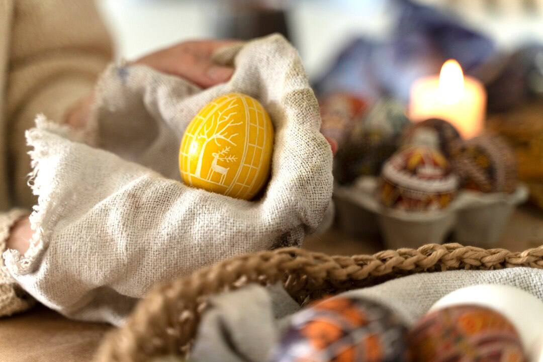 Коли слід готувати паски та фарбувати яйця